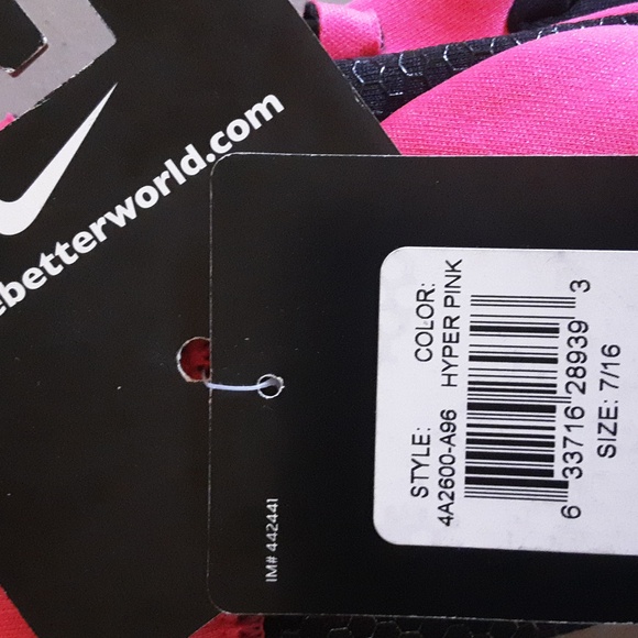 Nike Tech Gloves For Touch Screen Devices Girls Size 7/16 Pink NWT - Picture 5 of 5